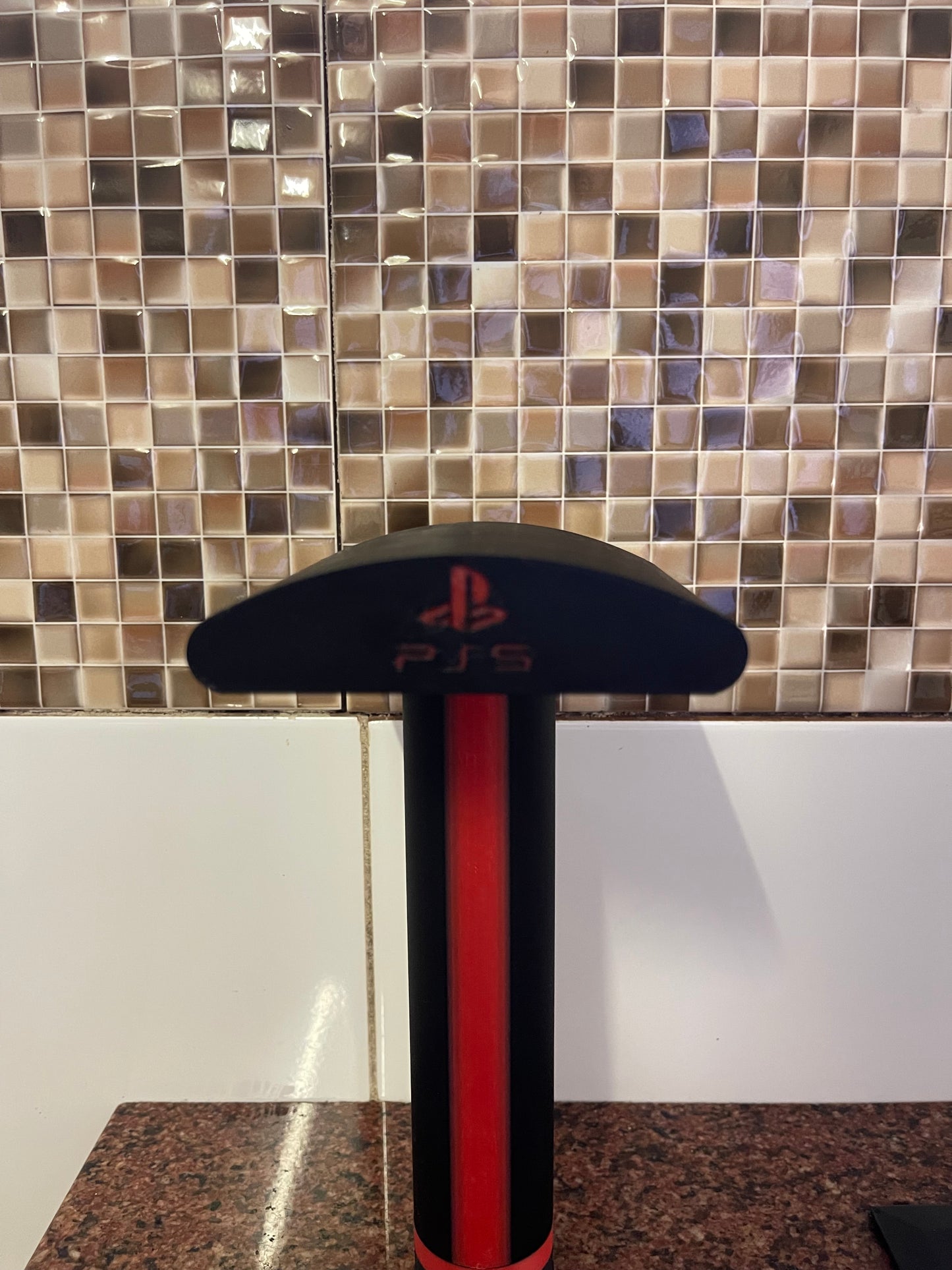 Suporte para headphones e comando da PS5